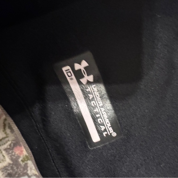 (5) under armour tshirts​​​​ - Picture 6 of 8